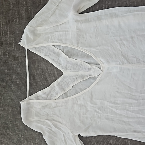 Beach Cover ⛱️ - Picture 2 of 4